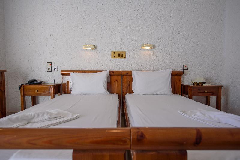 Fevro Hotel อาเยียกาลินี ภายนอก รูปภาพ